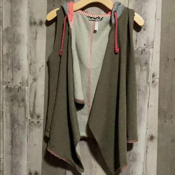 Matilda Jane Girls Friends Forever Tween Ella Vest - Picture 1 of 6